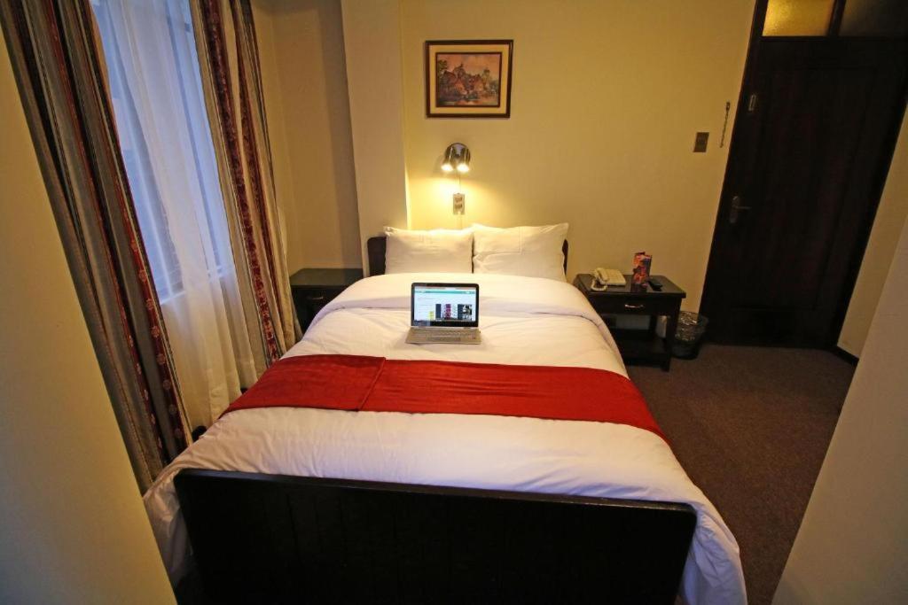 Camino Real Hotel